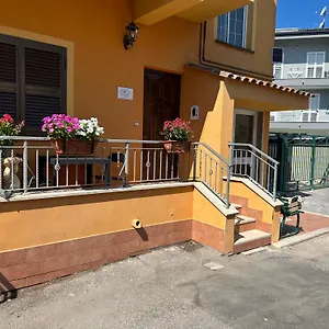 Coni Zugna 114 , Fiumicino Italia